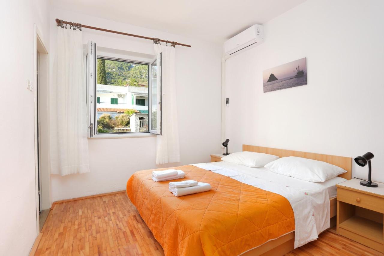 Apartments By The Sea Igrane, Makarska - 6653 Exterior foto